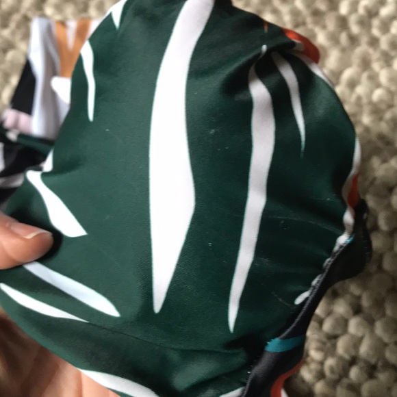 Monstera High-waist Bikini - Picture 2 of 3